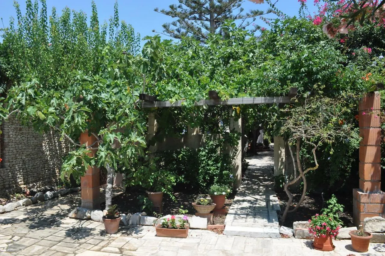 La Brezza Villa Marzamemi 0*,  Italy