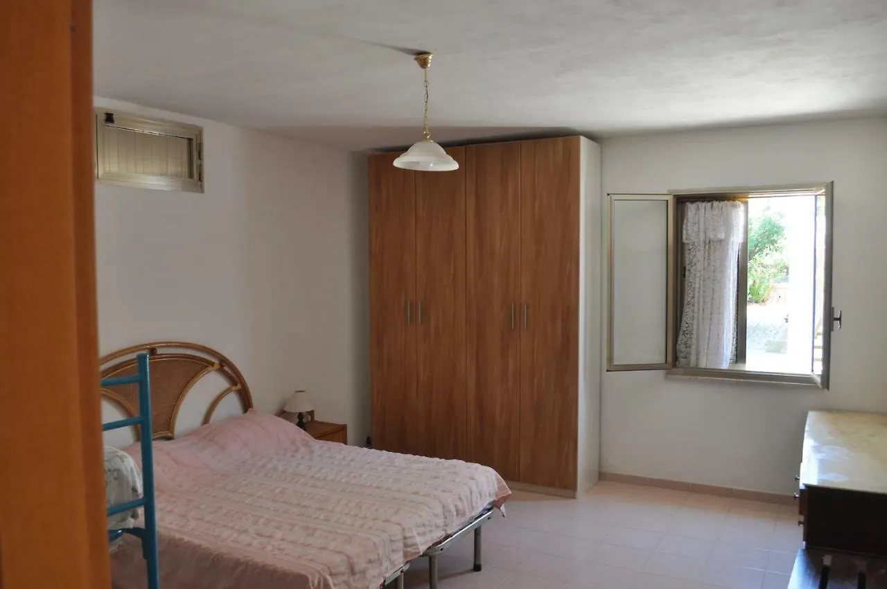 la brezza Villa Marzamemi 0*,  Italia